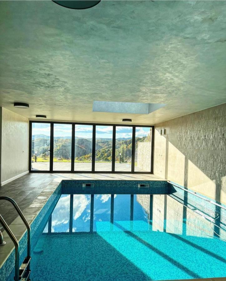 Valley View Breaza Bagian luar foto