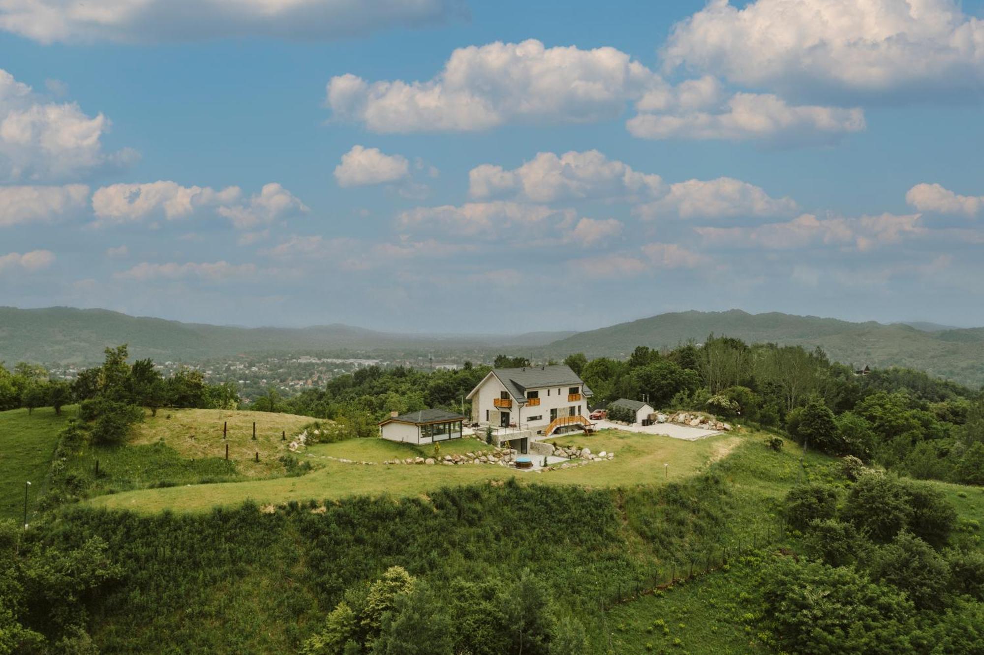 Valley View Breaza Bagian luar foto