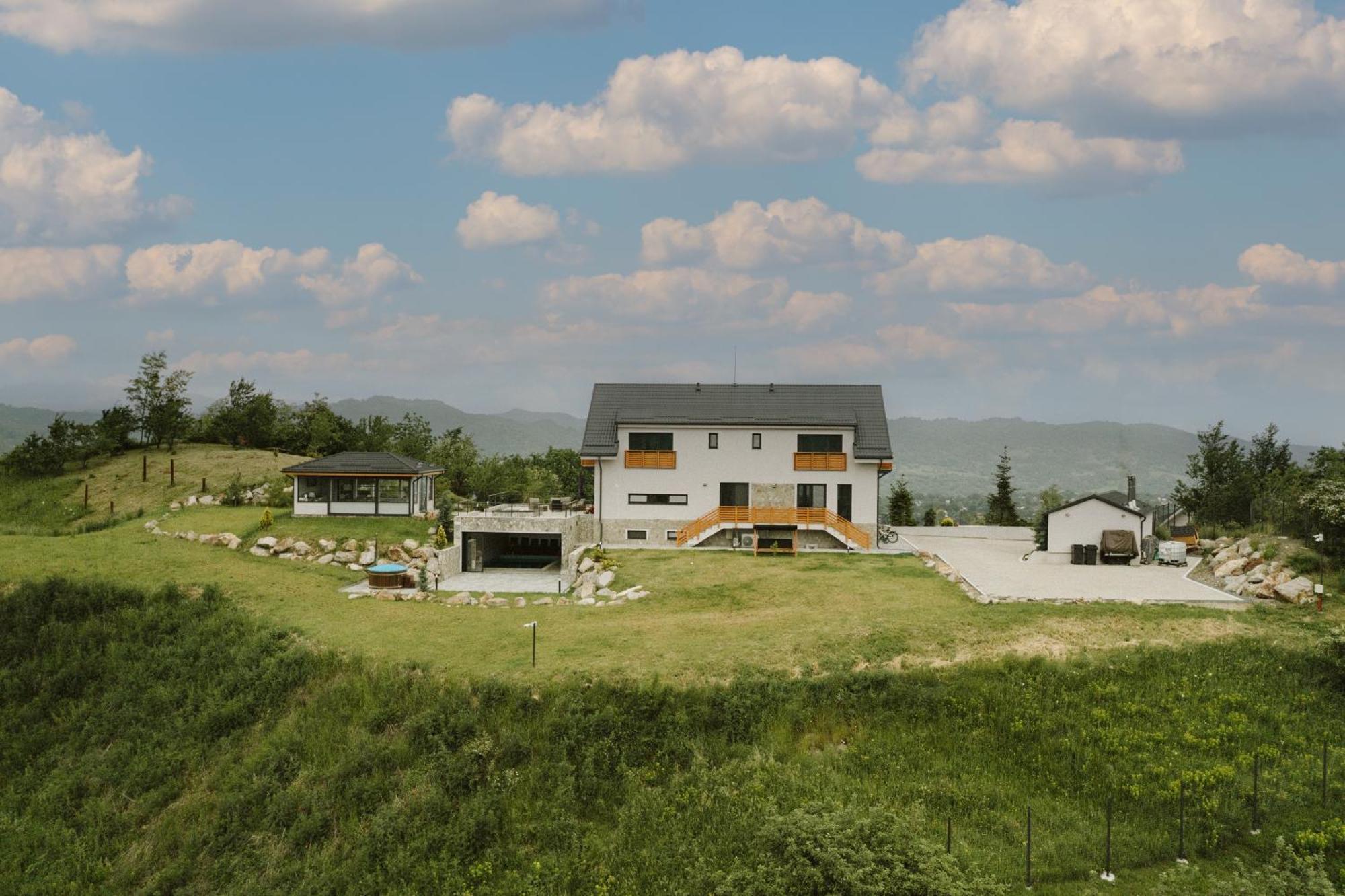 Valley View Breaza Bagian luar foto